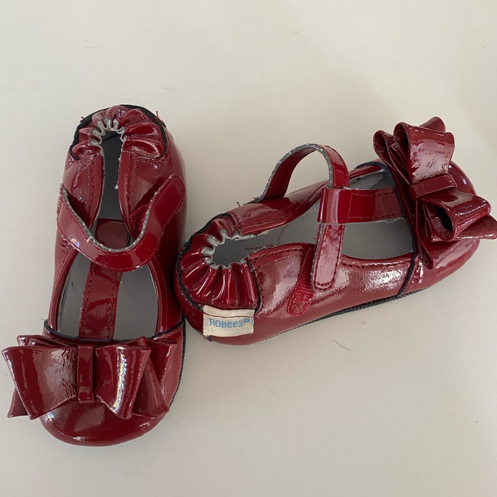 Red Robeez dress shoes with bows
